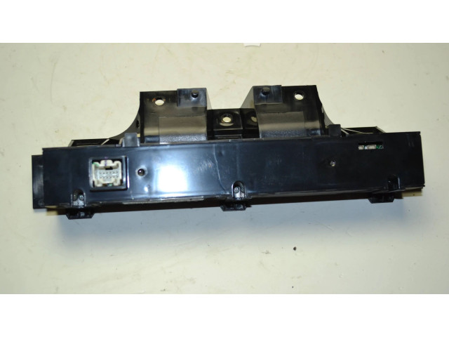 Дисплей    EH14611J0, 14789652   Mazda CX-7