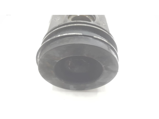 Píst 1612731880, 1511AA   Citroen SpaceTourer M  pro naftový motor 2.0  