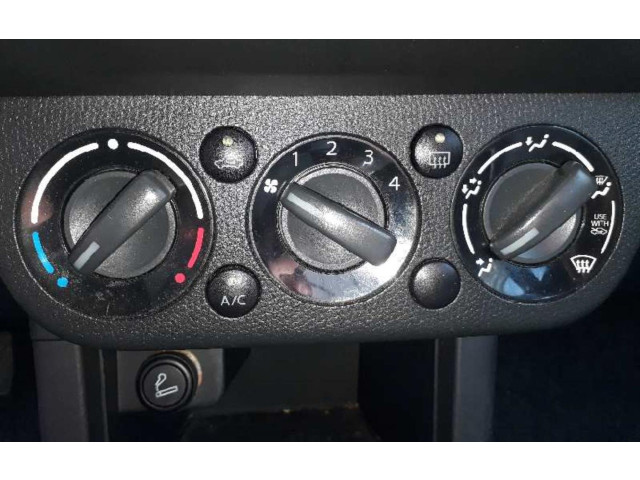 Блок управления климат-контролем    Suzuki Swift