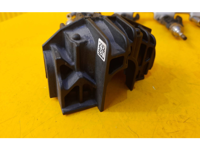 Vstřikovací lišta 8665633, 8483903   BMW 1 F40  pro benzínový motor 2.0  