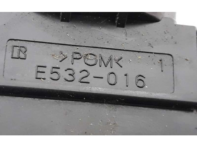 Ручка стеклоочистителей 8612A015, E532016   Mitsubishi Montero