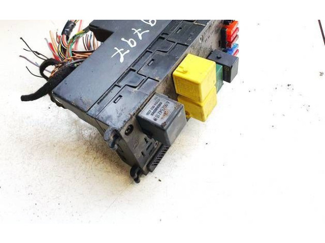   Pojistková skříňka 0025451901, 1-967523-1   Mercedes-Benz C W202 2000