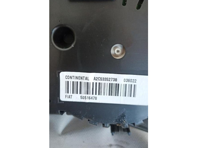 Přístrojová deska  Alfa Romeo Giulietta 2010 50516478, 50516478  
