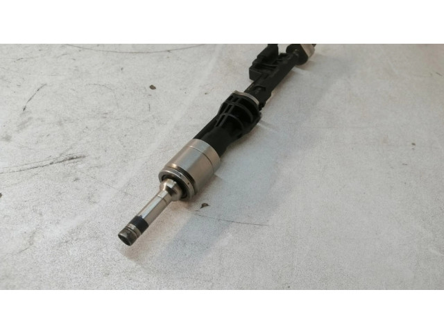 Vstřikovač 1353756860711, 10213541   BMW M5  pro benzínový motor 4.4  