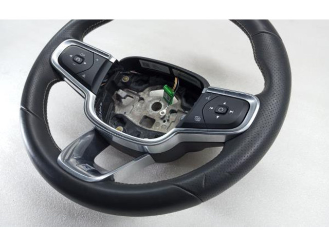 Руль Volvo XC40   -  года 34232263C, 31455409      