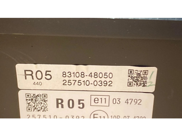 Дисплей    8310848050, 2575100392   Lexus RX 450H