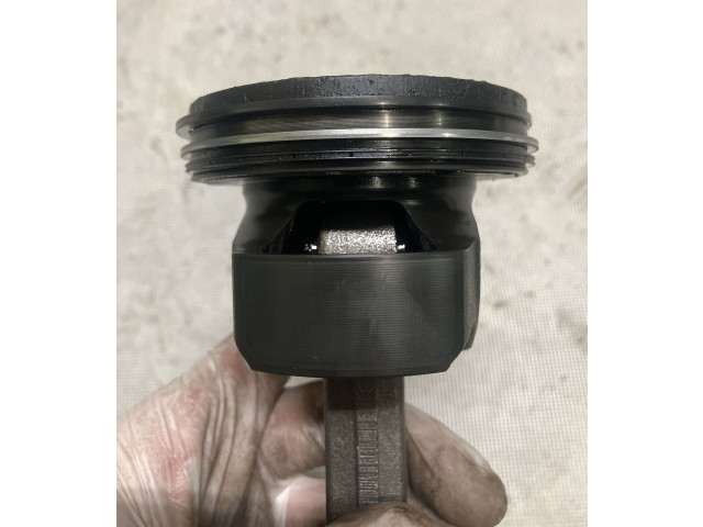 Píst    Nissan Navara D23    YS23E280 