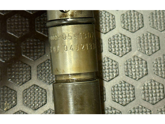 Injektor Einspritzdüse 0591302010    Audi A8 S8 D2 4D   