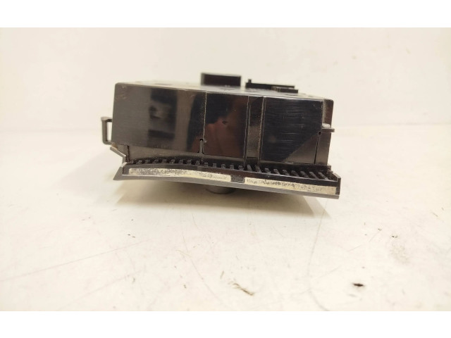 Блок управления климат-контролем M6E37900149, 7923   Volvo V70
