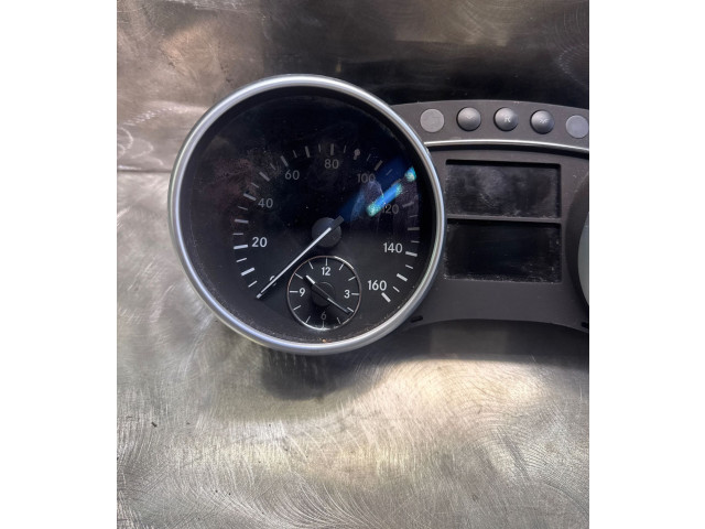 Панель приборов a1645409047   Mercedes-Benz ML W164       