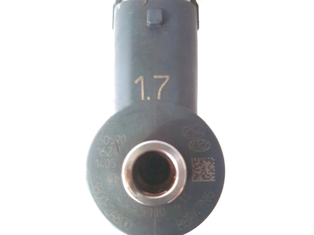 Vstřikovač 338002A800   Hyundai i40  pro naftový motor 1.7 D4FD 