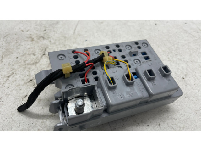 Блок предохранителей 9350314   BMW 3 G20 G21    
