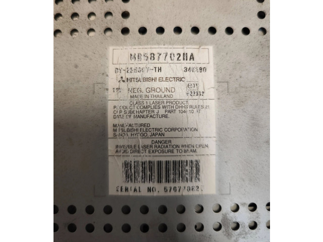 Радио/ проигрыватель CD/DVD / навигация MR587702HA, 570770620   Mitsubishi Colt    