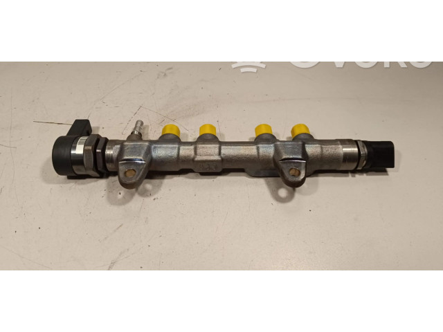 Vstřikovací lišta 0281002949, 0445213026   BMW 1 F20 F21  pro naftový motor 1.5  