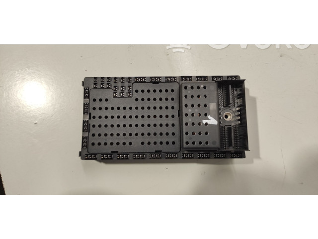   Pojistková skříňka 9494509, 99W206   Volvo S80 1999