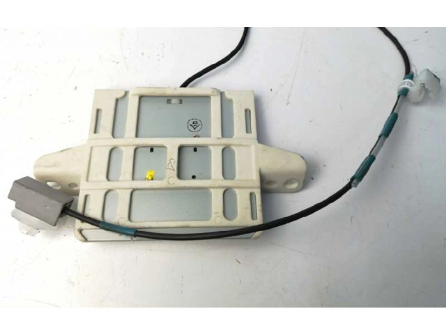 Блок управления 8686042042, ANTENAGPS   Toyota RAV 4 (XA30)