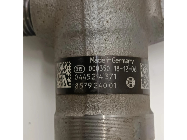 Vstřikovač 7243972, 8514146   BMW 4 F32 F33  pro naftový motor 2.0  