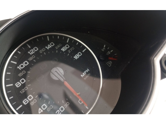 Přístrojová deska  Audi A5 8T 8F 2011 8T0920981A  
