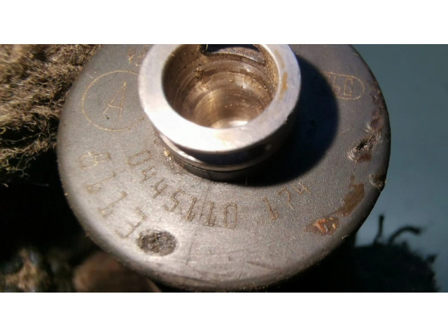 Vstřikovač 0445110174   Opel Astra H  pro naftový motor 1.7  
