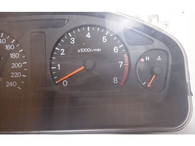 Přístrojová deska  Mitsubishi Galant 2001 MR381822  
