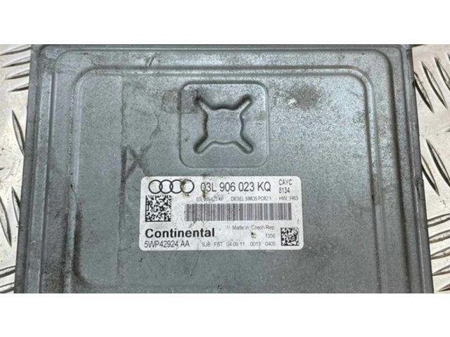 Блок управления двигателя 03L906023KQ   Audi A1