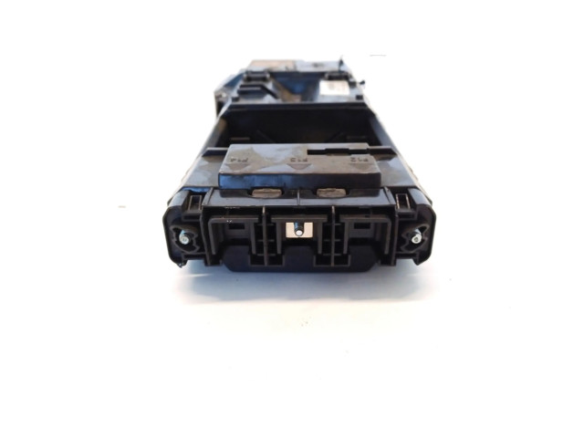 Блок предохранителей GK2T-14B144-GA   Ford Tourneo    