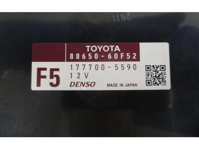 Блок управления климат-контролем 8865060F52   Toyota Land Cruiser (J120)