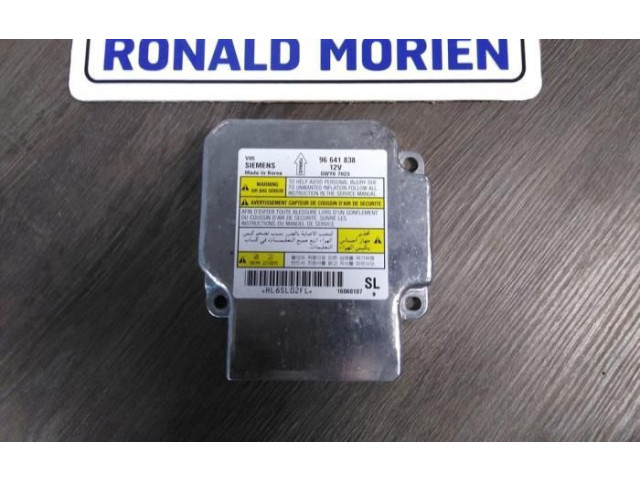 Блок подушек безопасности 96641838   Chevrolet Epica
