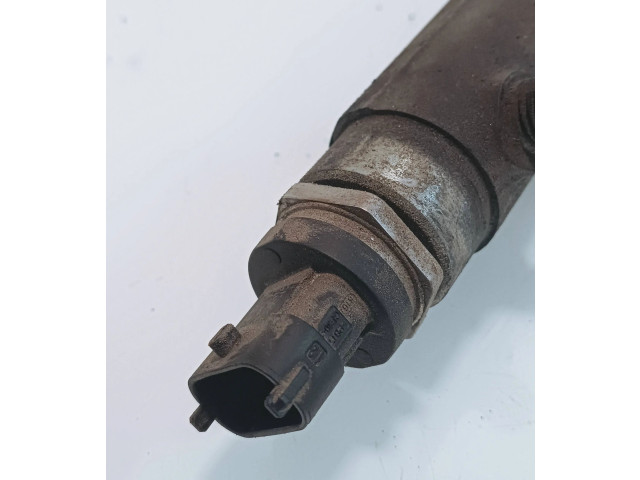 Vstřikovací lišta 30757146, 011803L2   Volvo S80    D5244T4 