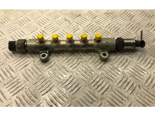 Vstřikovací lišta 238100R020, 8945860010   Toyota Auris 150    2ADFHV 
