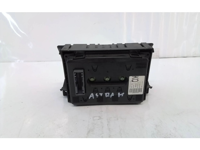 Дисплей    13111164, 317099190   Opel Astra H