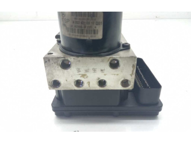 Jednotka ABS A2095452532, FD02M10Q01   Mercedes-Benz C W203 2002