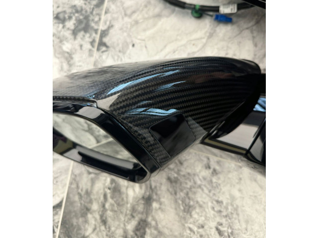 Zpětné zrcátko  Lamborghini Urus 2022  4M0616039BF  