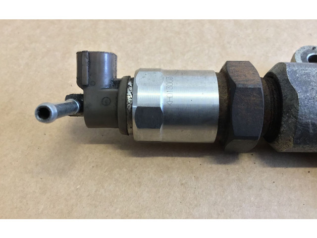 Топливная рампа 8945860010, KH013003   Lexus IS 220D-250-350  