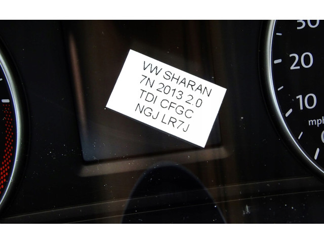 Přístrojová deska  Volkswagen Sharan 2011 7N0920970G  