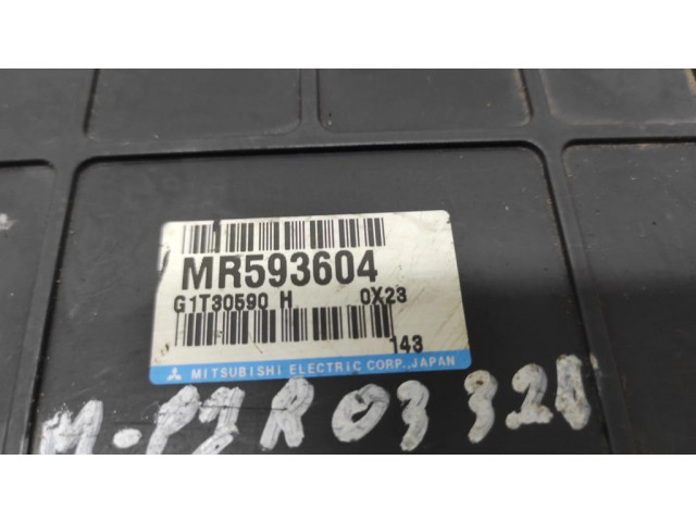Řídící jednotka MR593604, G1T30590H   Mitsubishi Pajero 2004