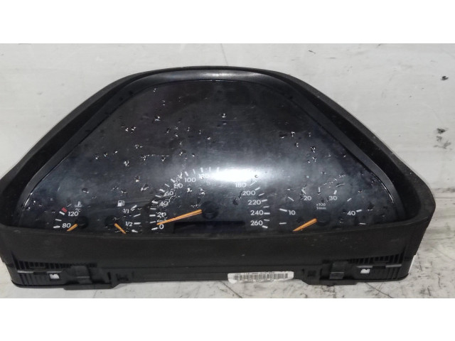 Přístrojová deska  Mercedes-Benz E W210 2000 A2105405243, 110008915006  