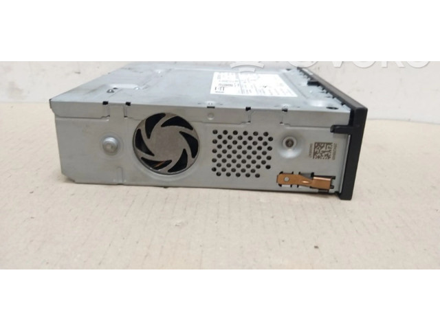 Радио/ проигрыватель CD/DVD / навигация     3Q0035819A, 3Q0035819A    Volkswagen Cross Touran II 
