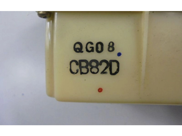 Блок управления кондиционером    CB82D, CB82D   Mazda Premacy
