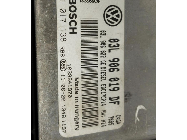 Řídící jednotka 03L906019DF   Seat Exeo (3R) 2011