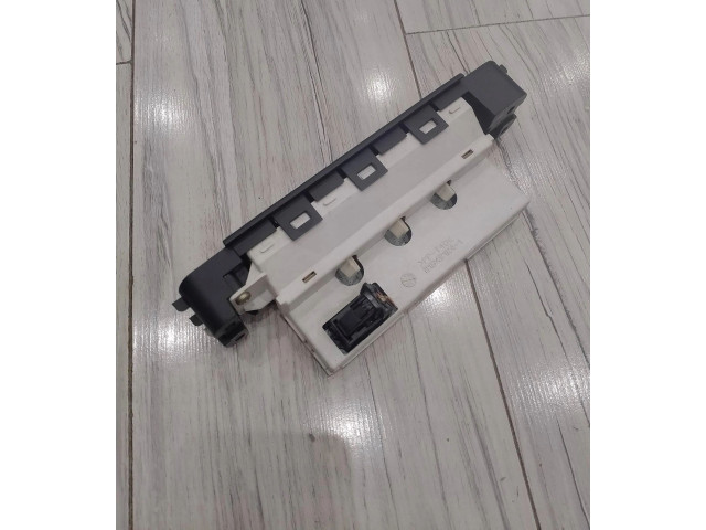 Дисплей    9641902577   Peugeot 406
