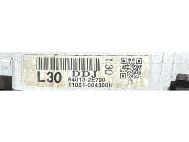 Přístrojová deska  Hyundai Tucson JM 2007 94013-2E700, 94013-2E700  