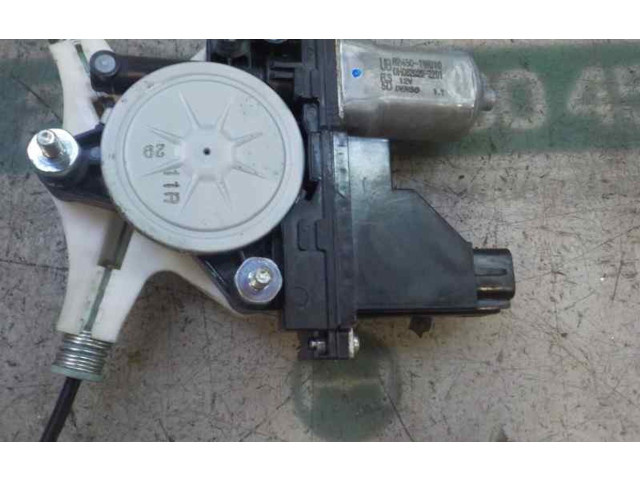 Передний механический механизм для подъема окна     824011W020    KIA Rio 
