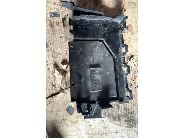 Pojistková skříňka Řídící jednotka BSM hg9t14a301aa   Ford Mondeo MK V 2015