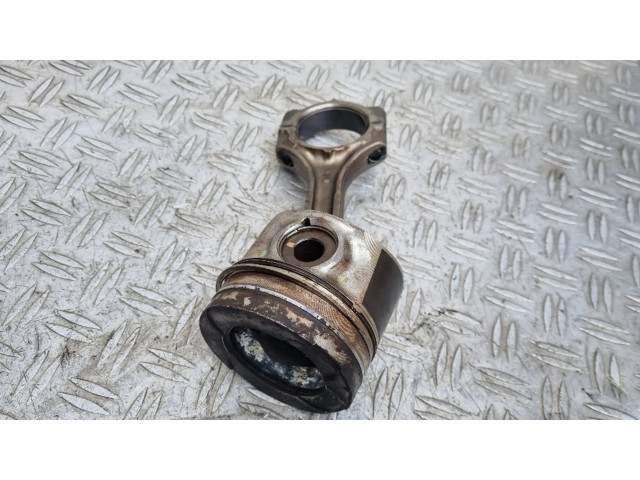 Píst W111, 86L78   Lexus IS 220D-250-350  pro naftový motor 2.2  