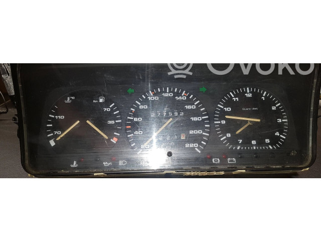 Přístrojová deska  Volkswagen PASSAT B3 1989 357919033BN, 6160522003  