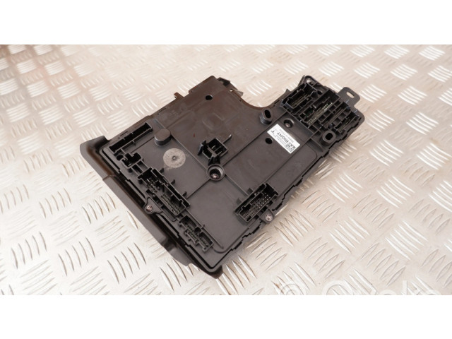 Блок комфорта 165765039A, 167097700A   Tesla Model Y   