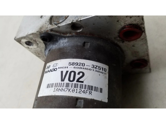 Jednotka ABS 589203Z510   Hyundai i40 2014