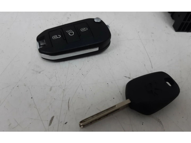Řídící jednotka 9807532080, 9805895780   Peugeot 2008 I 2014