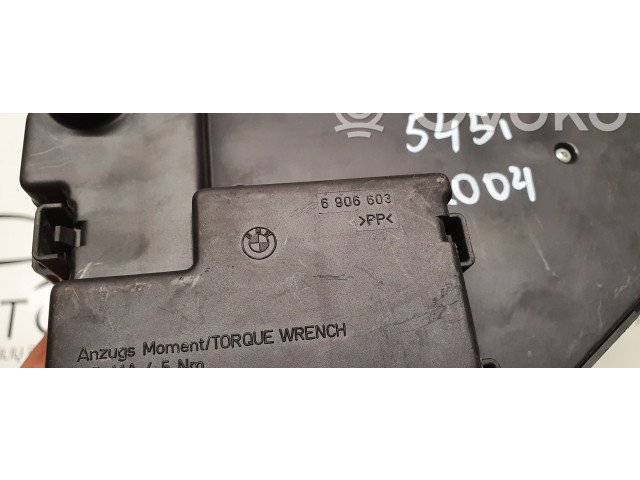   Pojistková skříňka 6906588, 6906603   BMW 5 E60 E61 2004
